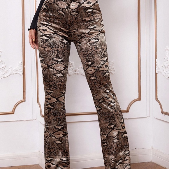 Shein Snakeskin Print High-Rise Flare Pants – Size S - Picture 1 of 1
